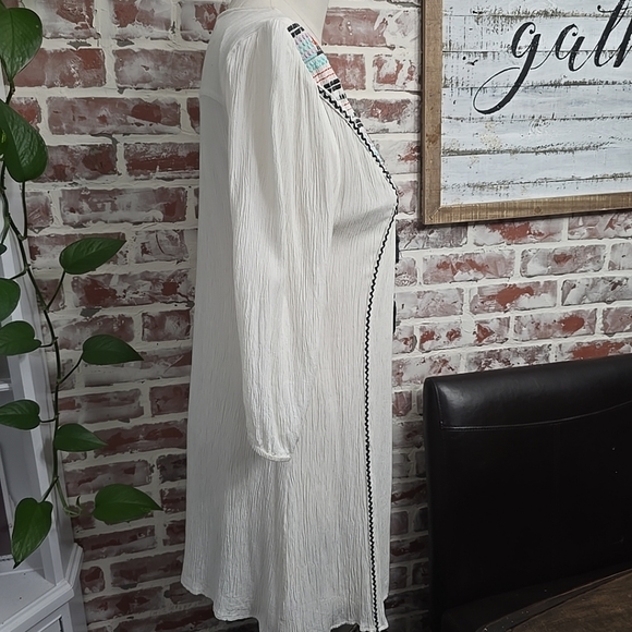 Entro womens dress white sz medium - Picture 3 of 6